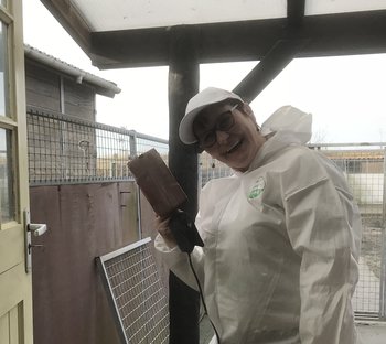 Ook één van onze vaste klanten kan aardig gek doen Gekheid 2